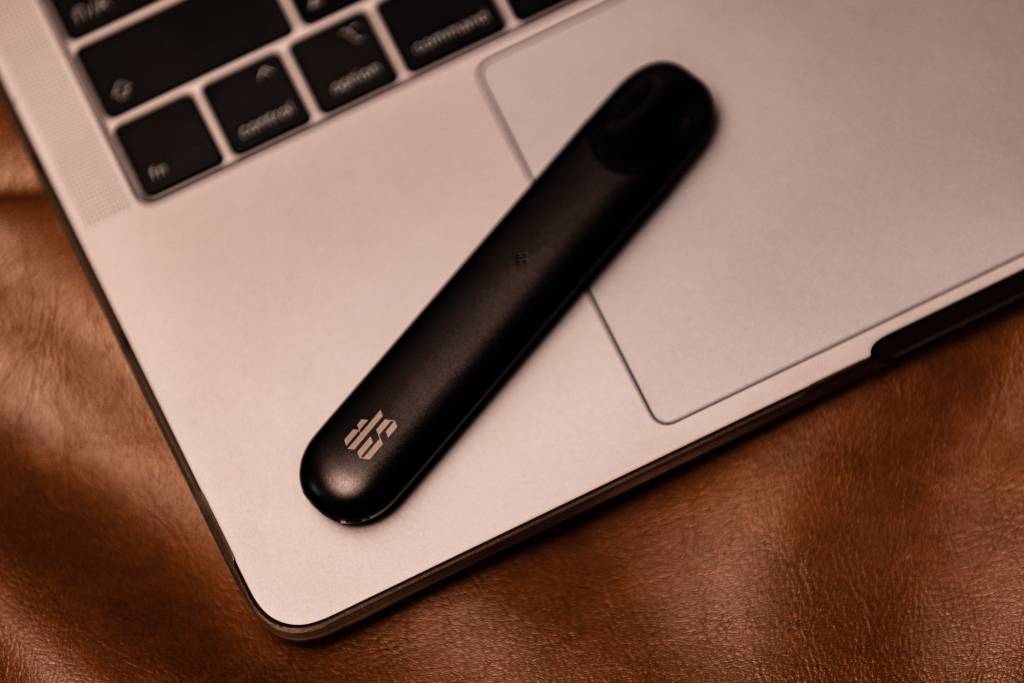 ตัวเดียวครบ จบทุกฟังก์ชั่นกับ Kardinal Stick
